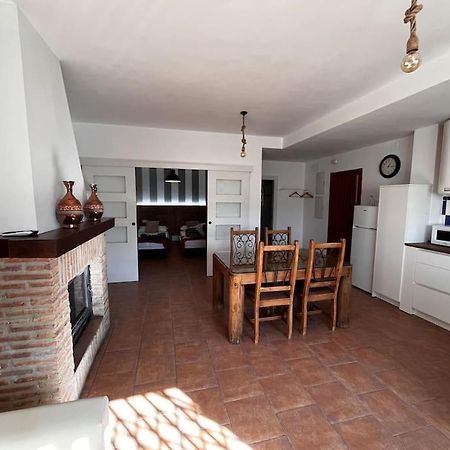 La Casa De La Avenida Apartment Cenes De La Vega Bagian luar foto