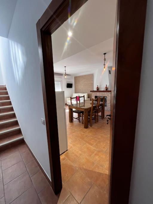 La Casa De La Avenida Apartment Cenes De La Vega Bagian luar foto