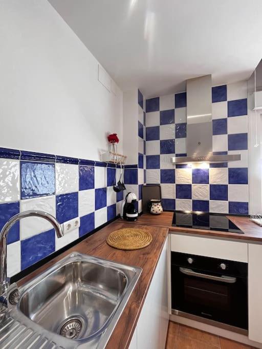 La Casa De La Avenida Apartment Cenes De La Vega Bagian luar foto